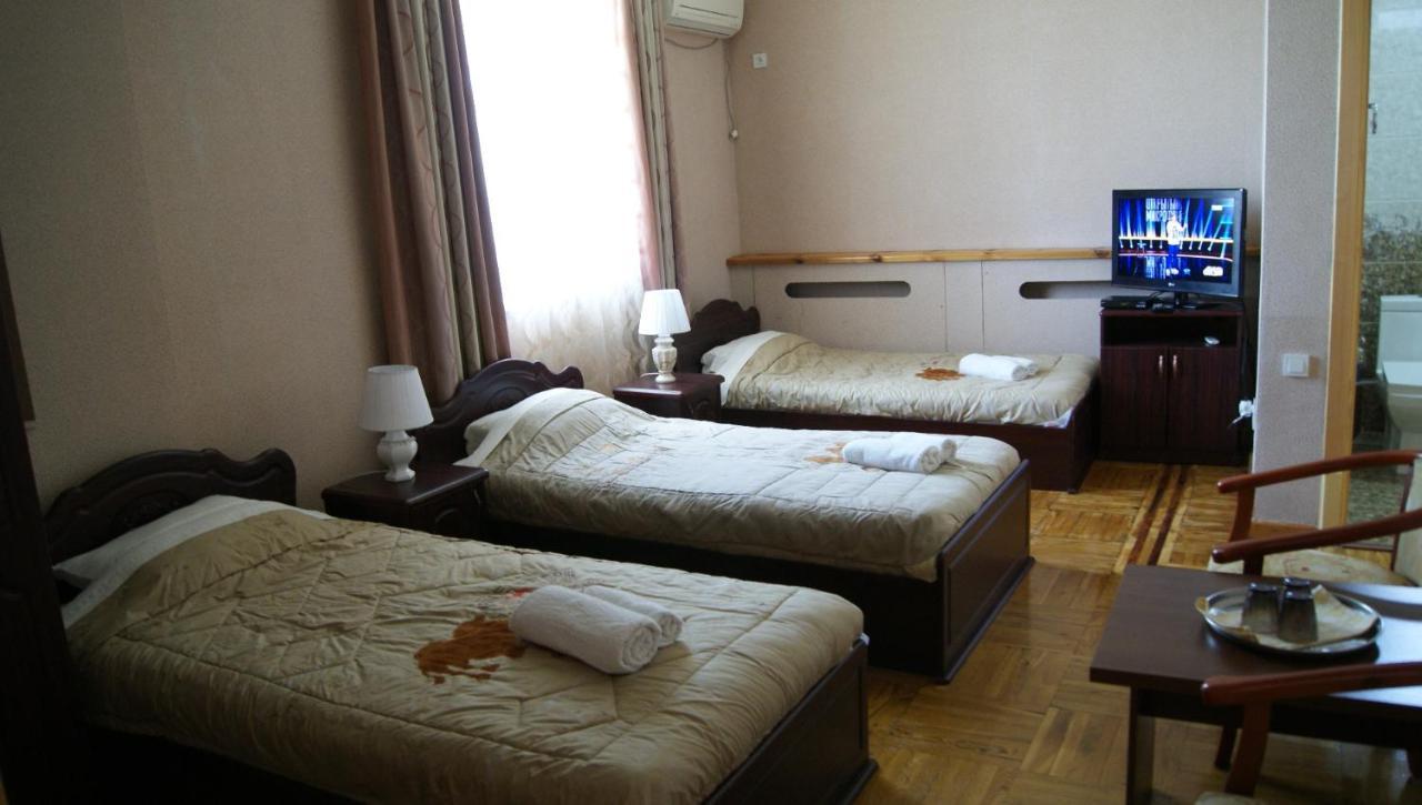 Hotel Latif Самарканд Екстериор снимка