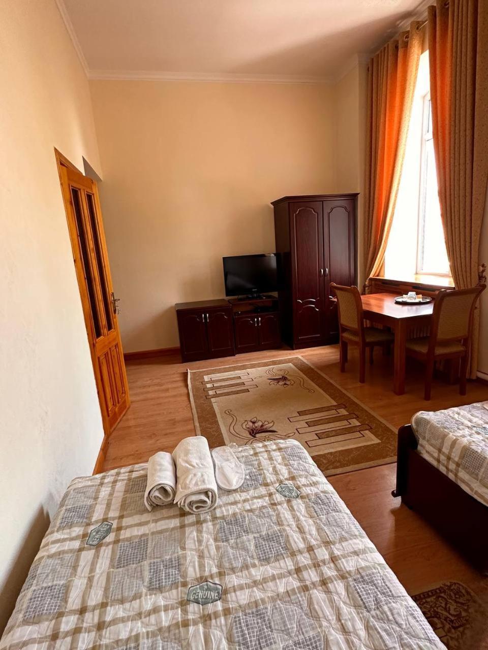 Hotel Latif Самарканд Екстериор снимка