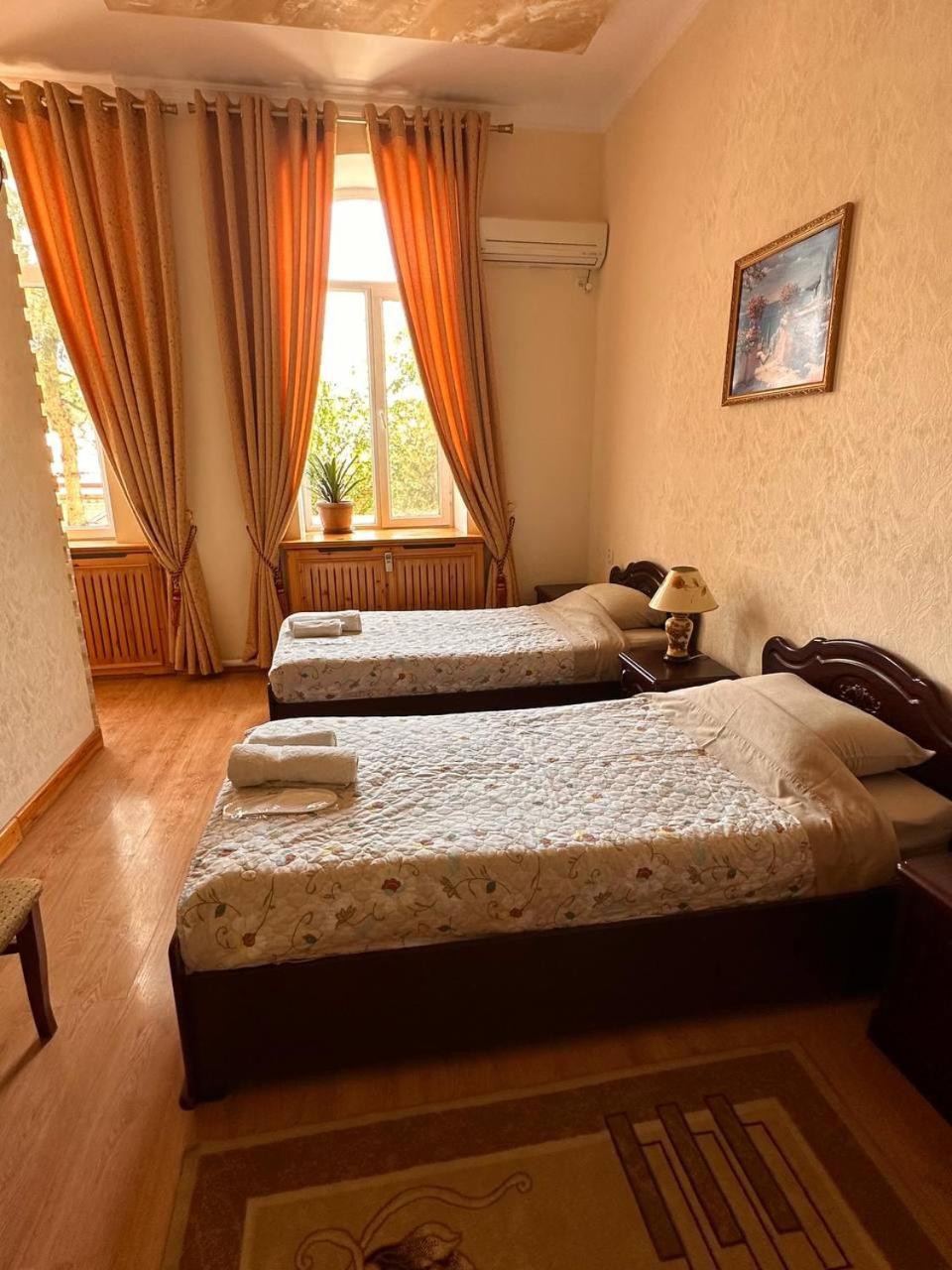 Hotel Latif Самарканд Екстериор снимка